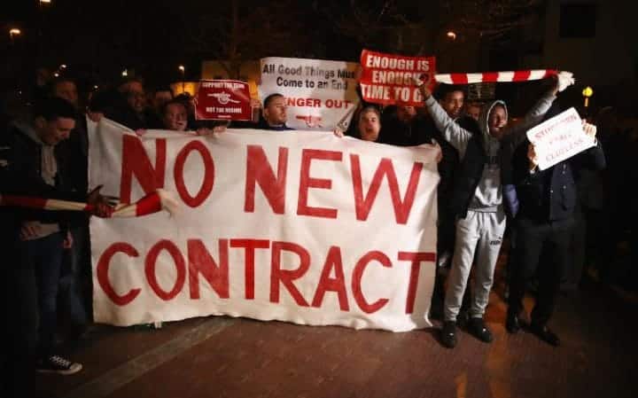 You are currently viewing WATCH: Fans march against Wenger