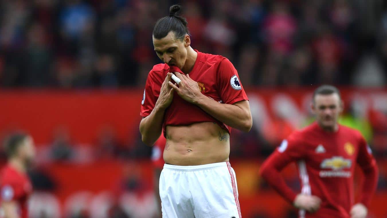 You are currently viewing Ibra misses a penalty as United drop points