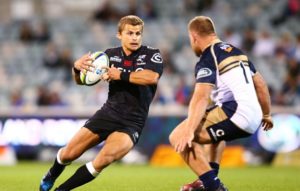 Read more about the article Sharks lose Lambie to back injury