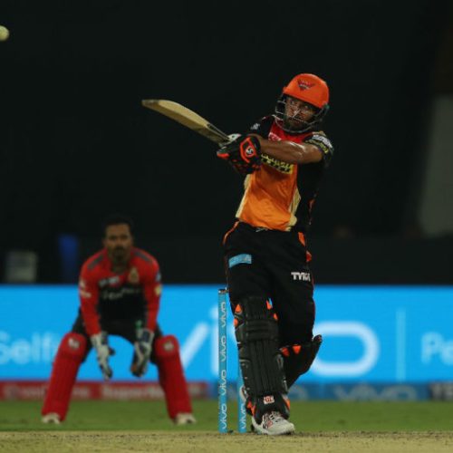 Sunrisers outmuscle RCB in IPL opener