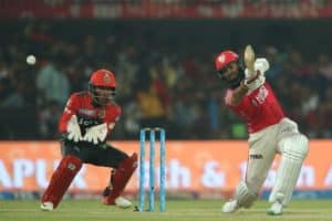 Read more about the article Amla outshines AB’s heroics