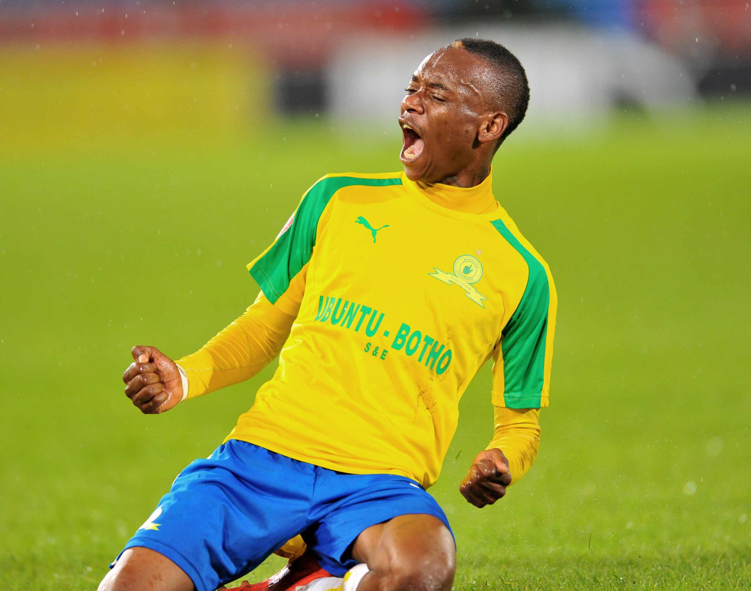 You are currently viewing Sundowns hammer SuperSport in Tshwane Derby