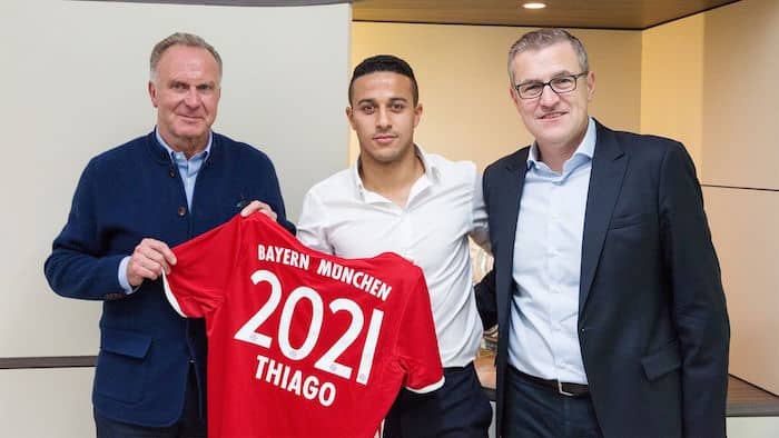 You are currently viewing Thiago pens new Bayern deal