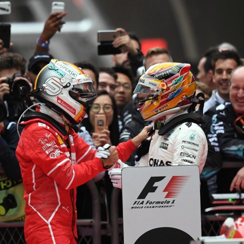 Hamilton relishing Vettel battle