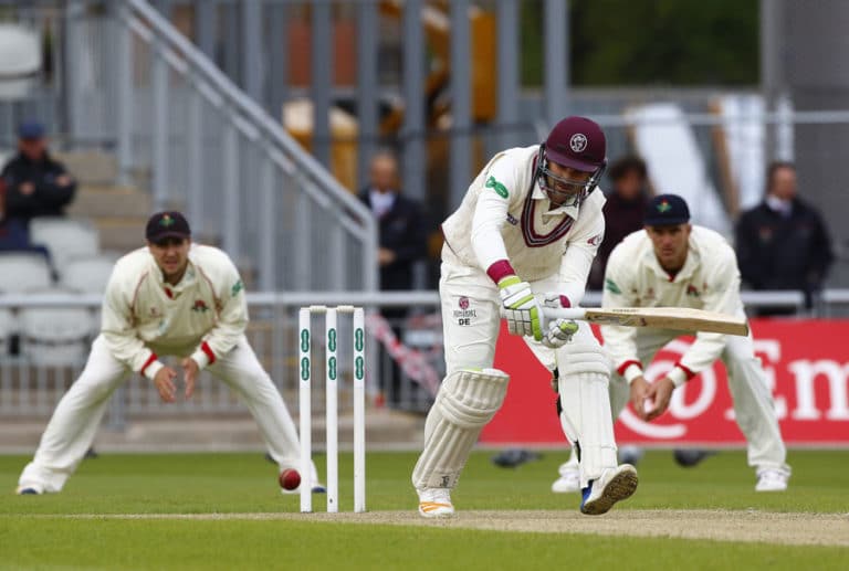 You are currently viewing Elgar can’t prevent Somerset defeat despite century