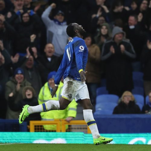 Lukaku shines in six goal thriller