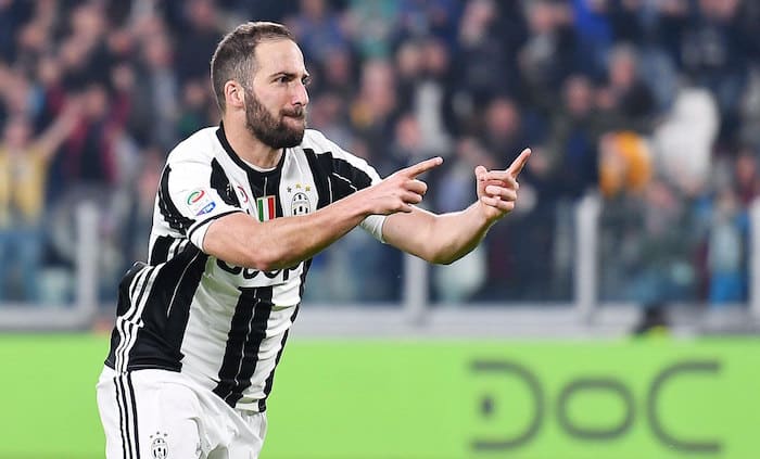 You are currently viewing Chiellini: Higuain among best three strikers in world