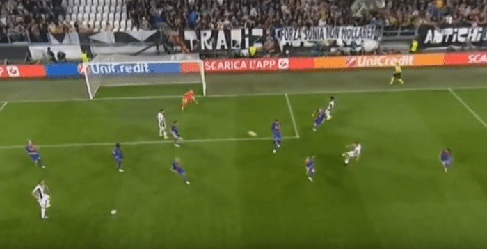 You are currently viewing WATCH: Juve thump Barca at Juventus Stadium
