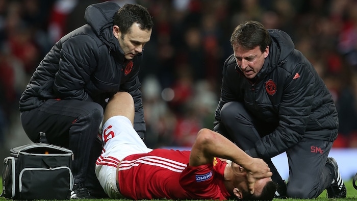 You are currently viewing Mourinho wary over Ibrahimovic, Rojo’s injuries