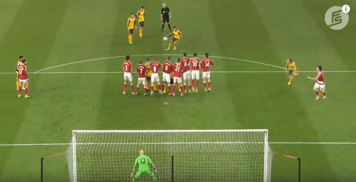 You are currently viewing WATCH: Sanchez’s superb free-kick as Arsenal beat Boro