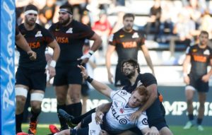 Read more about the article Sharks secure vital win over Jaguares