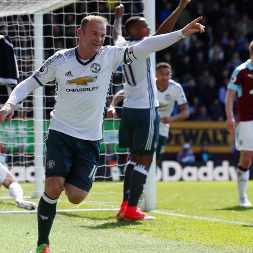Martial, Rooney fire United past Burnley
