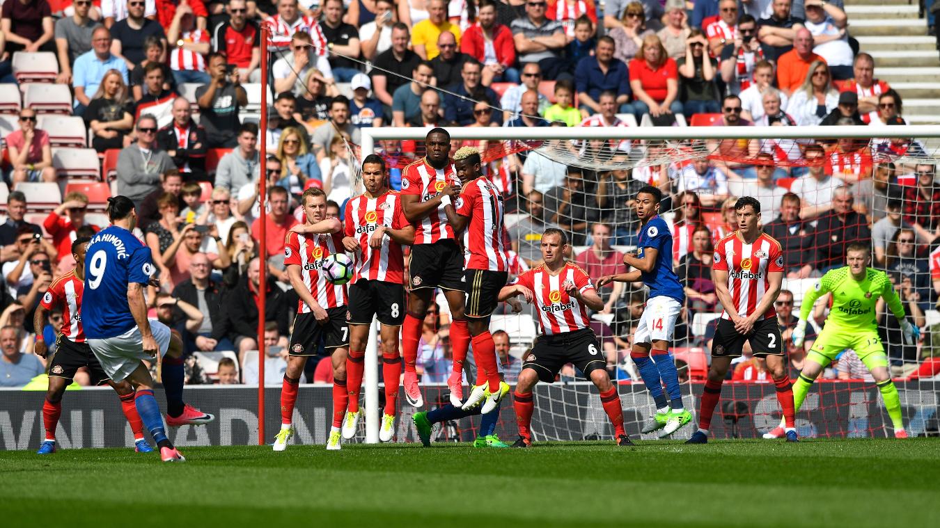 You are currently viewing Zlatan, Mkhitaryan on target as United beat Sunderland