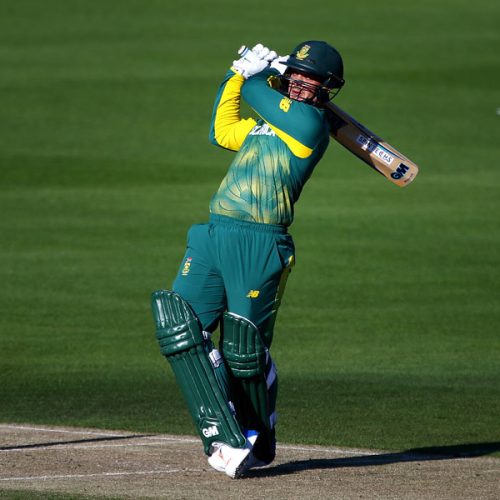 De Kock stars in Proteas’ warm-up win