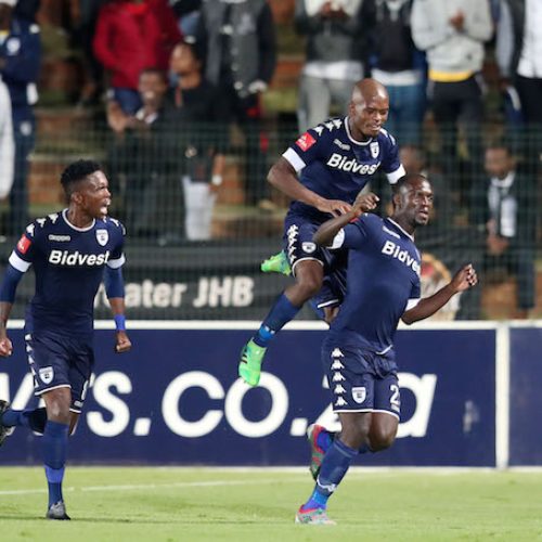 Watch: Supersub Malajila sinks Pirates