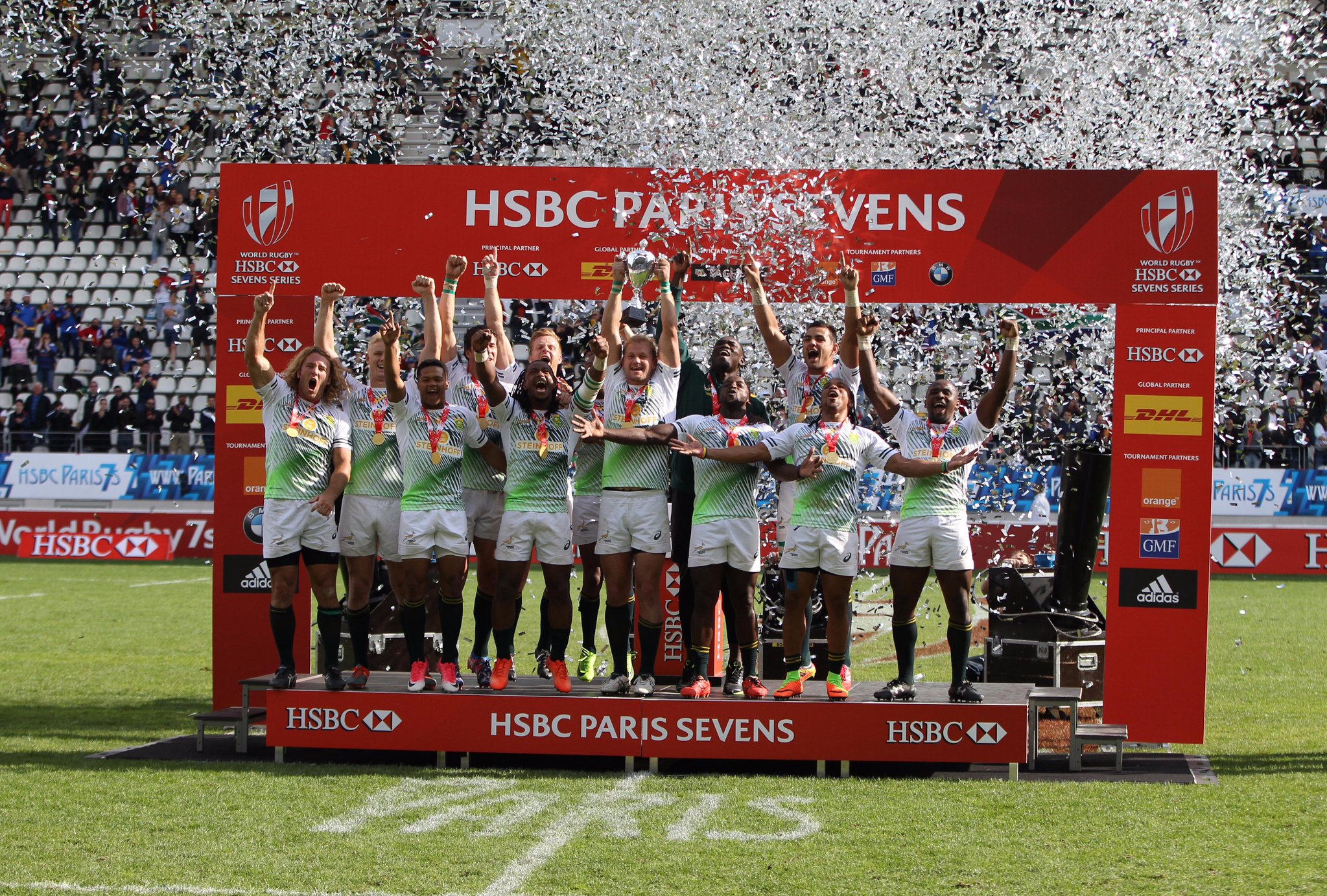 You are currently viewing Blitzboks win Paris Sevens, secure series