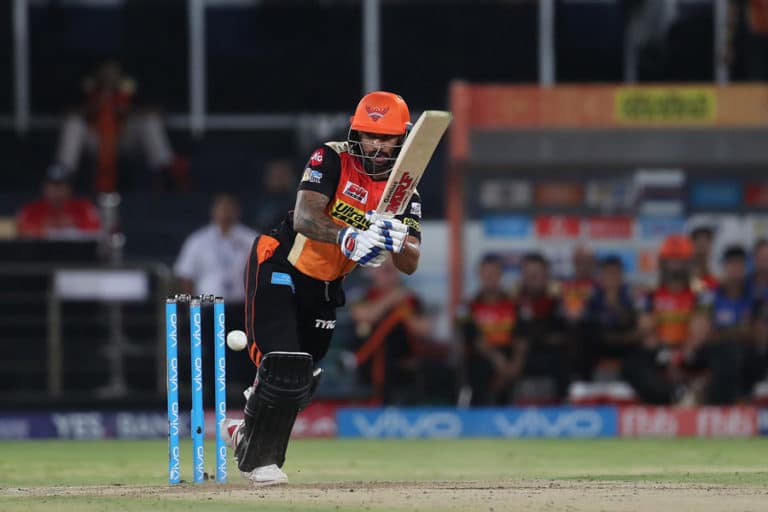 You are currently viewing Dhawan keeps Hyderabad’s playoff hopes alive