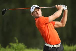 Read more about the article Gauche, Van der Spuy share lead in Swazi