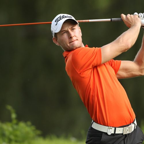 Gauche, Van der Spuy share lead in Swazi