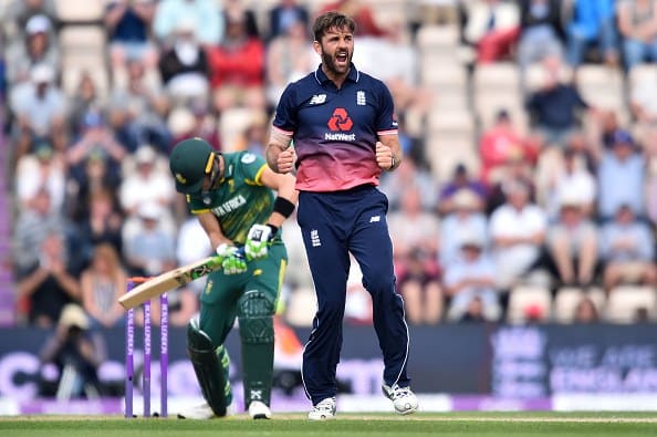 You are currently viewing England claim series with dramatic win