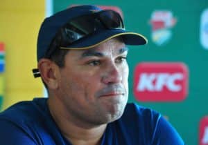 Read more about the article Proteas coach heads home
