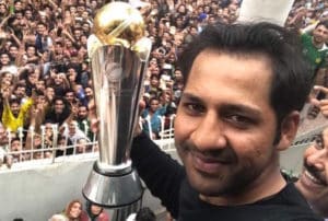 Read more about the article Sarfraz’s hero’s welcome