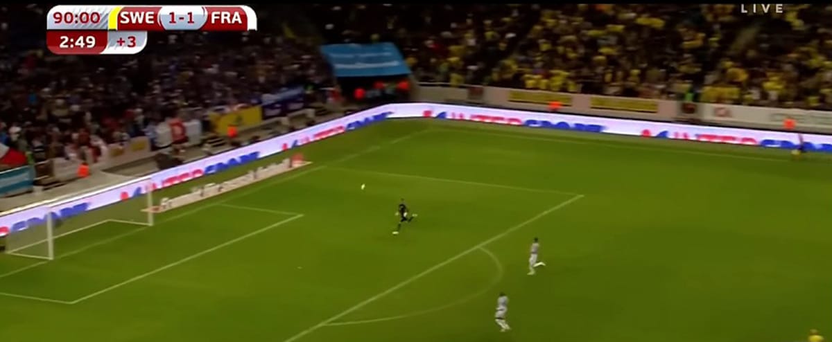 You are currently viewing Watch: Lloris’ howler against Sweden