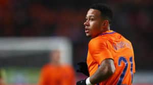 Read more about the article Depay downplays Robben argument