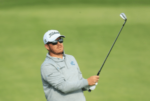 Read more about the article Coetzee starts brightly on slow day in France