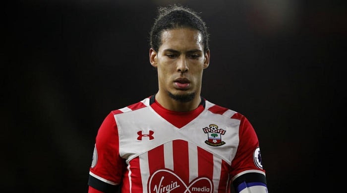 You are currently viewing Gerrard urges Liverpool to sign van Dijk