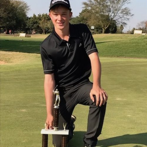 Schaper makes SA golfing history