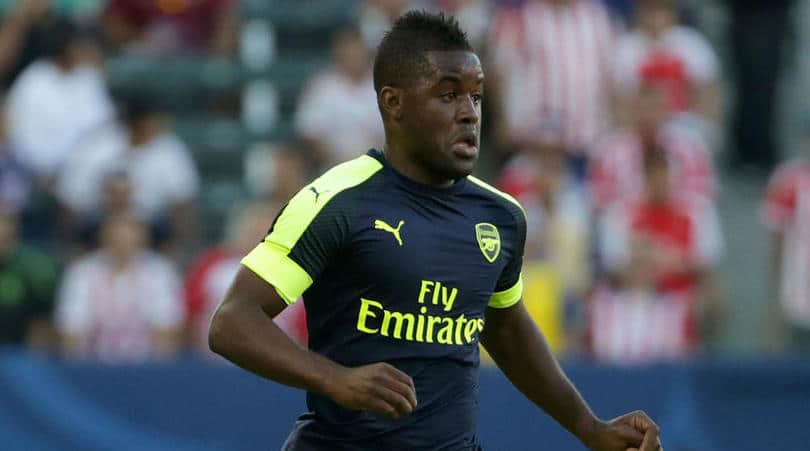 You are currently viewing Arsenal forward Campbell sustains knee injury