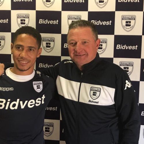 Pienaar completes Wits move