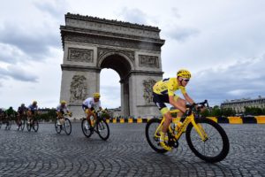 Read more about the article Froome wins fourth Tour de France title