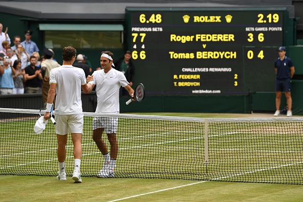 You are currently viewing Federer marches on with ruthless display