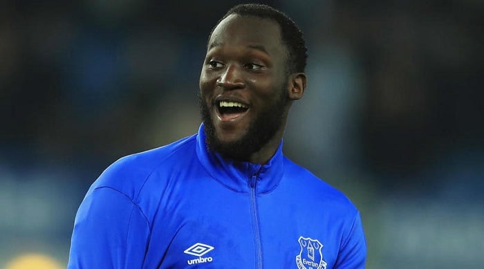 You are currently viewing Campbell: Lukaku needs improving