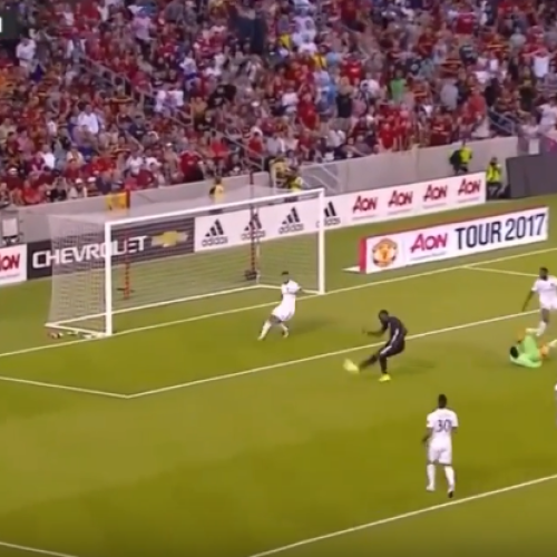 Watch: Lukaku on target as United win