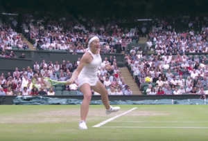 Read more about the article Watch: Best shots from Wimbledon (Day 8)