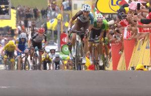 Read more about the article Watch: Tour de France summary (Stage 12)