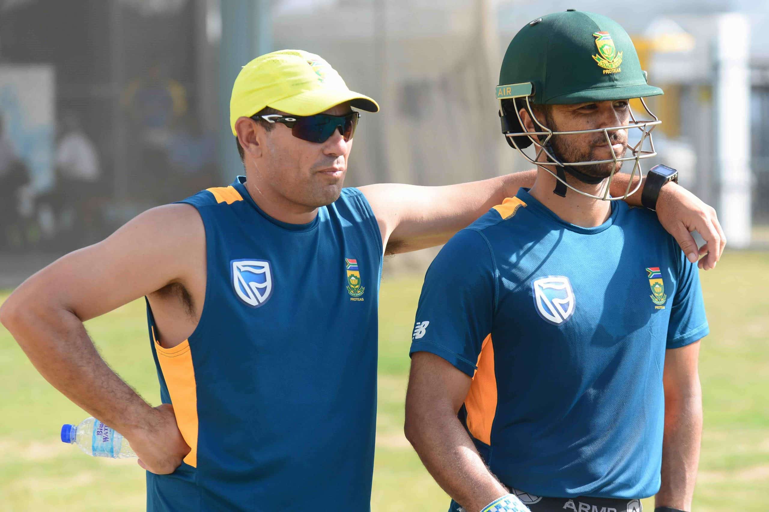 You are currently viewing Duminy departs, Domingo returns