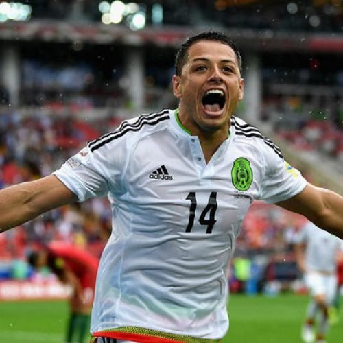 Chicharito completes PL return