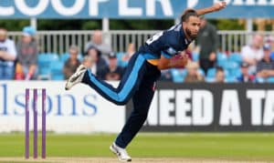 Read more about the article Tahir, Viljoen lead Derbyshire to quarters