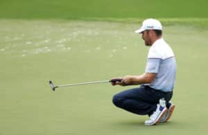 Read more about the article Oosthuizen bemoans cold putter