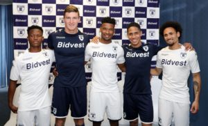 Read more about the article Wits unveil 2017-18 home/away kit