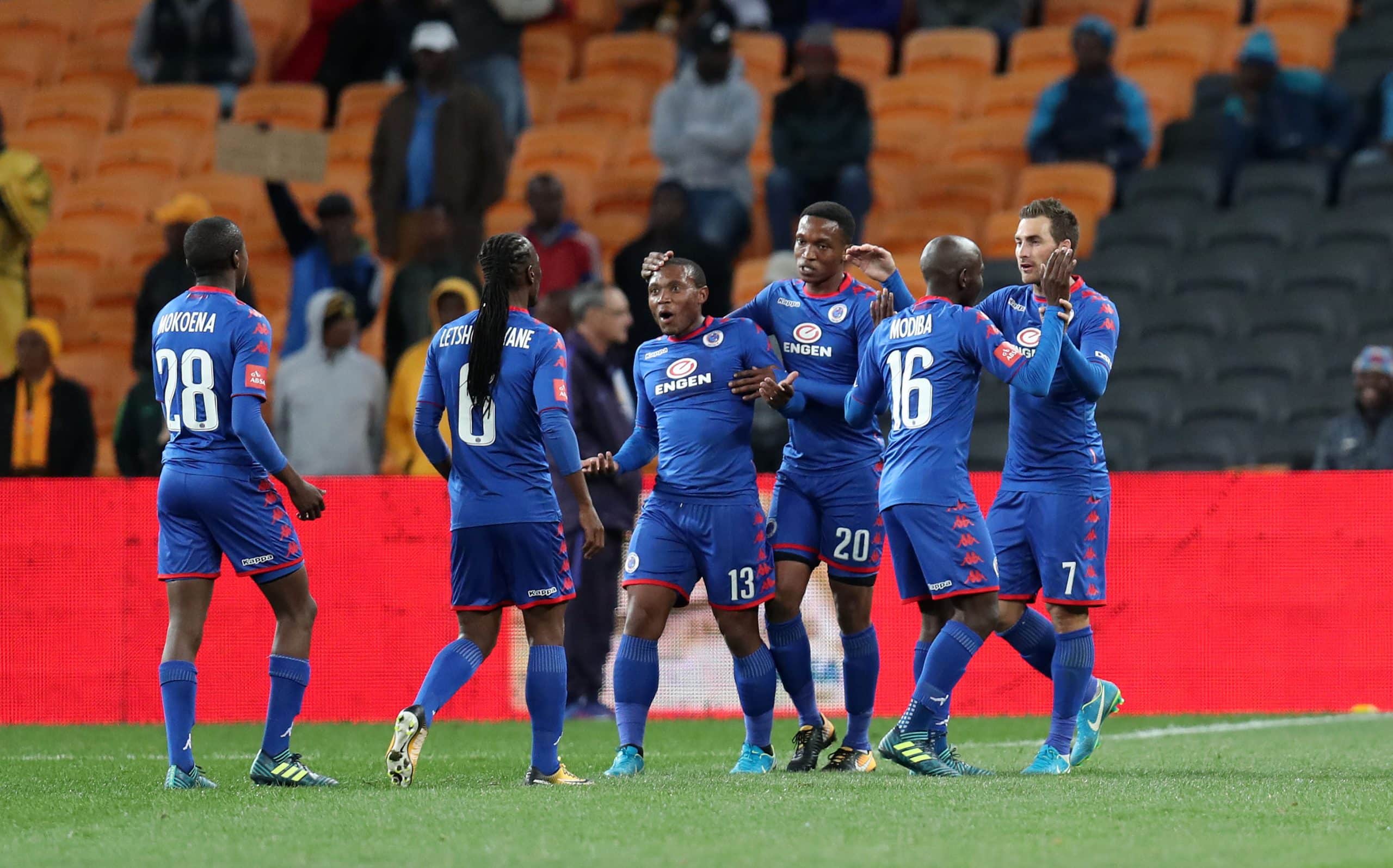 You are currently viewing 10-man Chiefs fall short against SuperSport