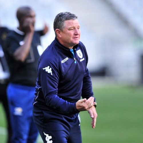 Hunt plays down Mosimane rivalry