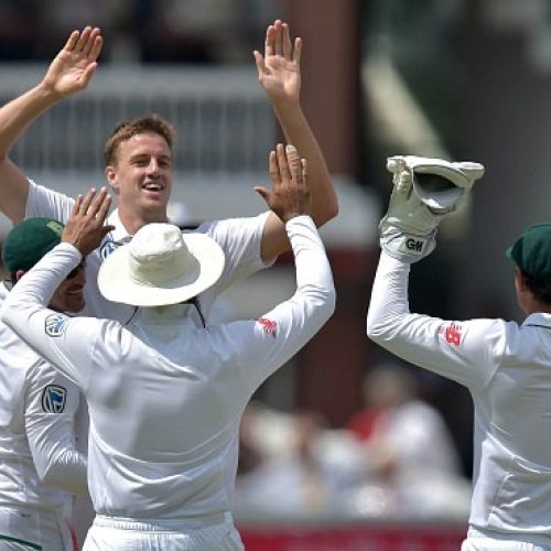 Morkel takes four as Proteas need 380 for victory
