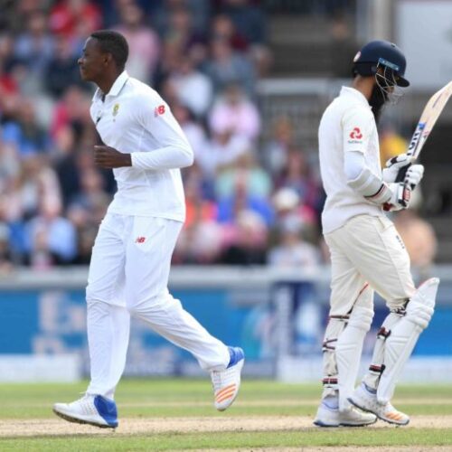 England post 362, Elgar out early