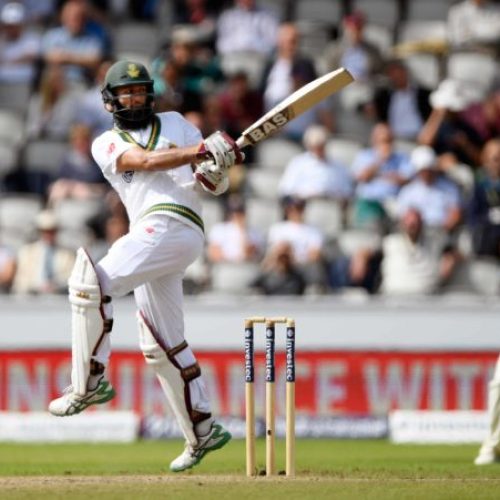 Moeen triple strike leaves Proteas on the ropes