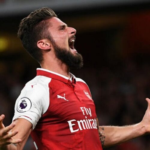 Giroud settles opening-night thriller